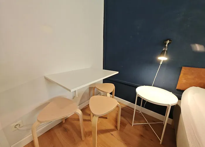 Lägenhet Flat In Zizkov -101- Prag