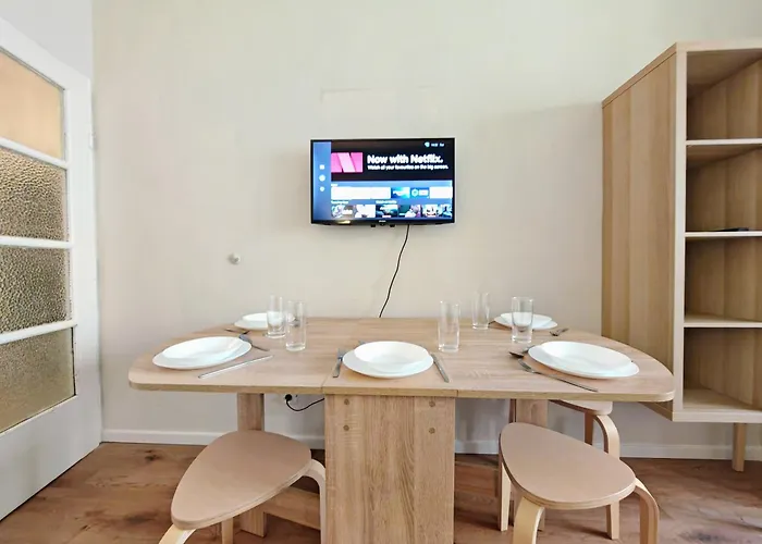 Flat In Zizkov -101- *